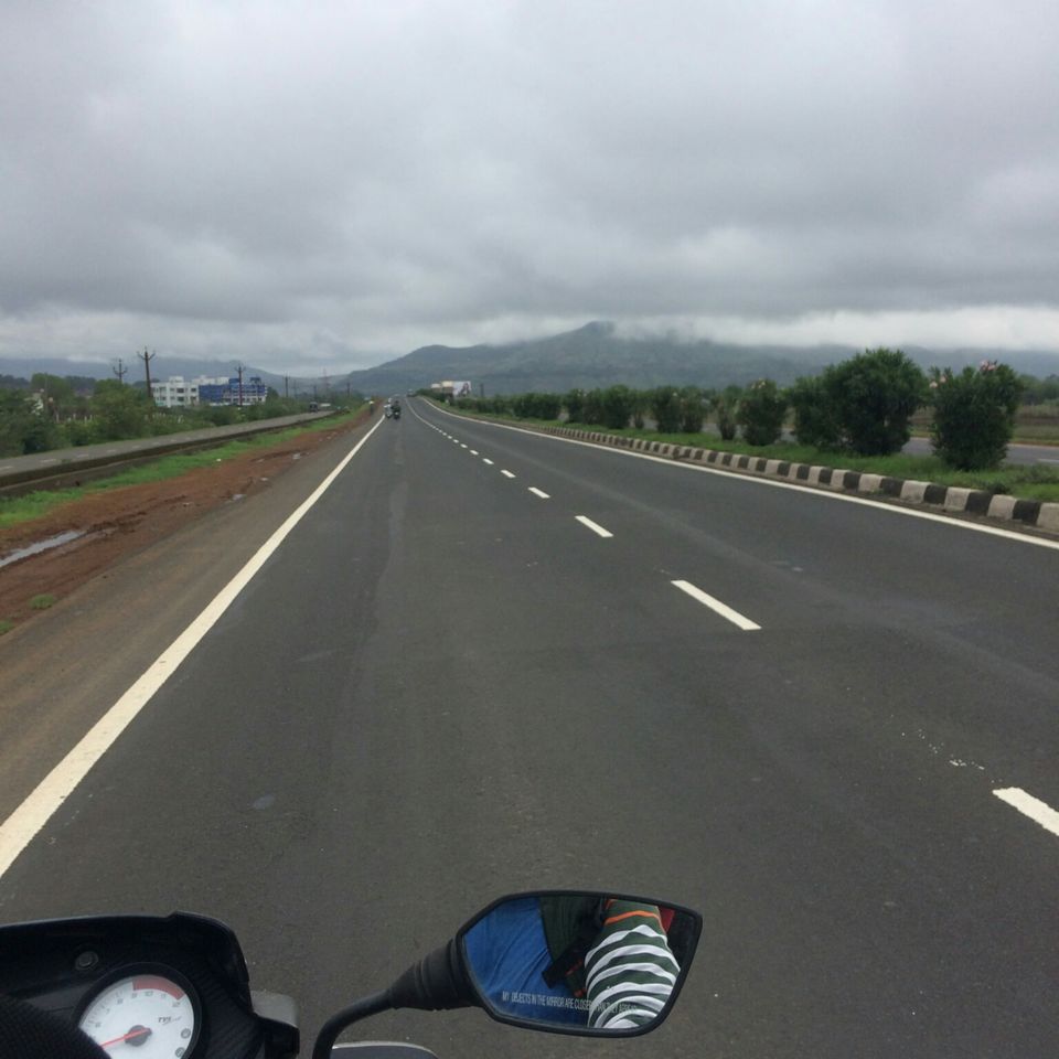 Photo of Igatpuri, Maharashtra, India by Jarvis