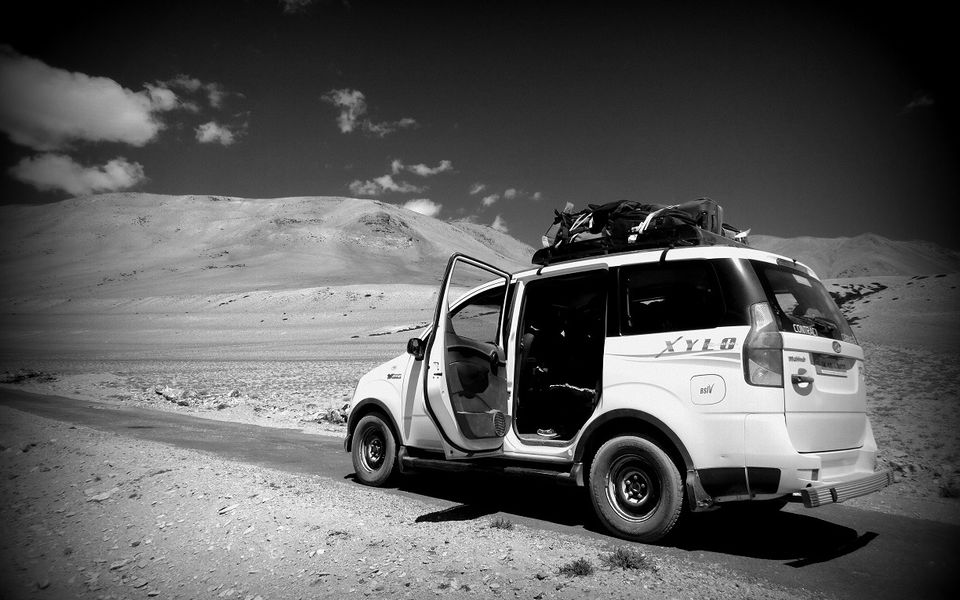 Photo of Ladakh - A full circuit roadtrip 9/10 by Sanghita Nandi