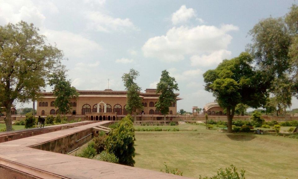 Photo of Bharatpur and Deeg, Rajasthan - Rejuvenating Weekend Getaway by Supaviter Singh