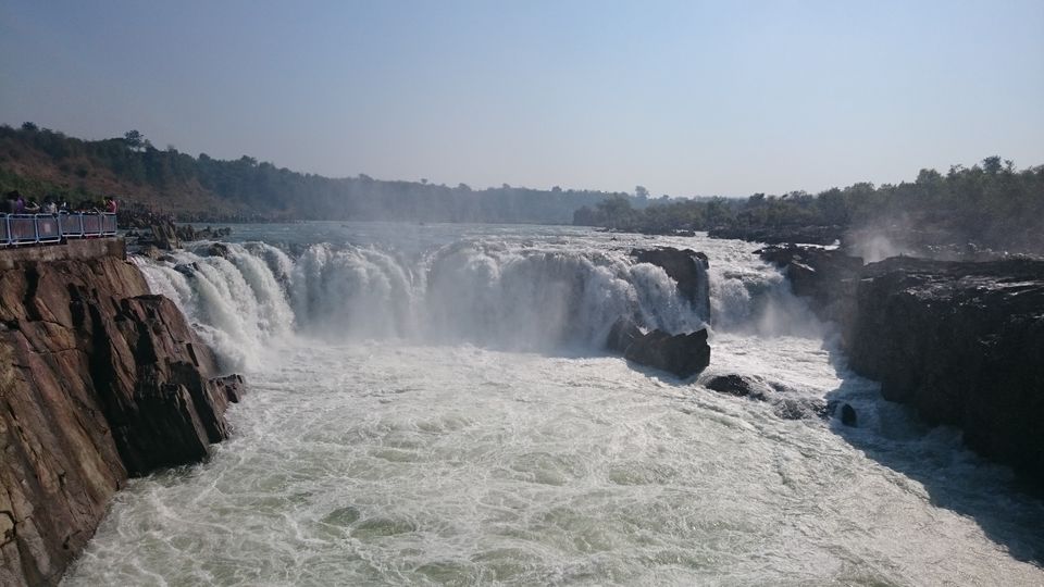 Photo of Counting the shades of marble rocks at Bhedaghat 5/5 by Do Ghumakkad