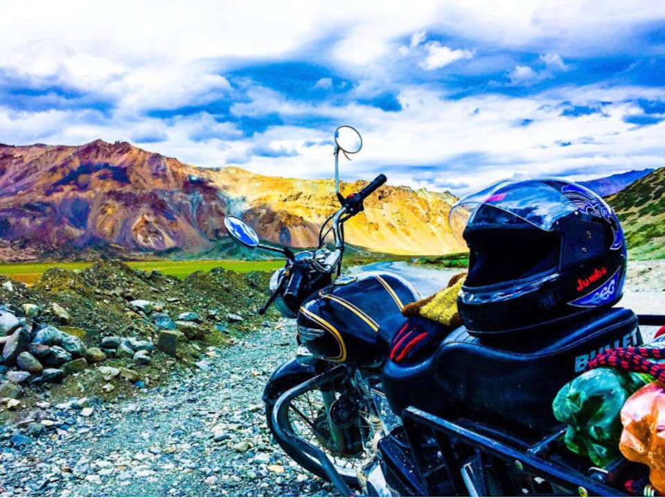 Photo of Cheap Thrills:How two novice travellers explored Ladakh with just 15k in their pockets. by Souvik Gupta