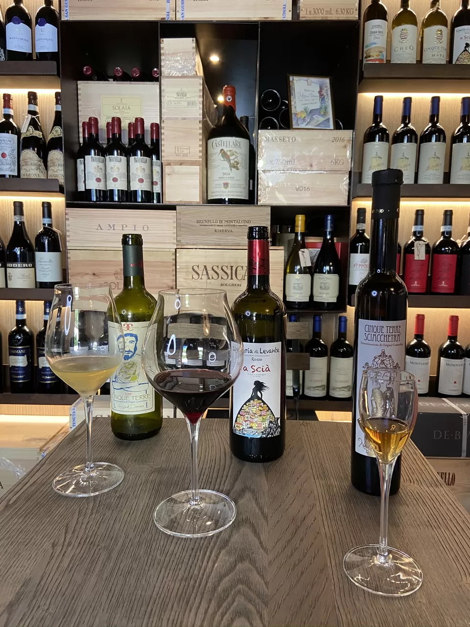 Photo of Nessun Dorma Cantina, Piazza Papa Innocenzo IV, Manarola, SP, Italy by Sanjana Tewari