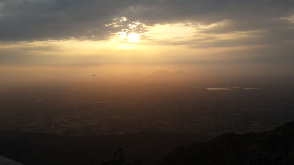 Photo of Mount Abu Road, Mount Abu, Rajasthan, India by Wanderlust_eva