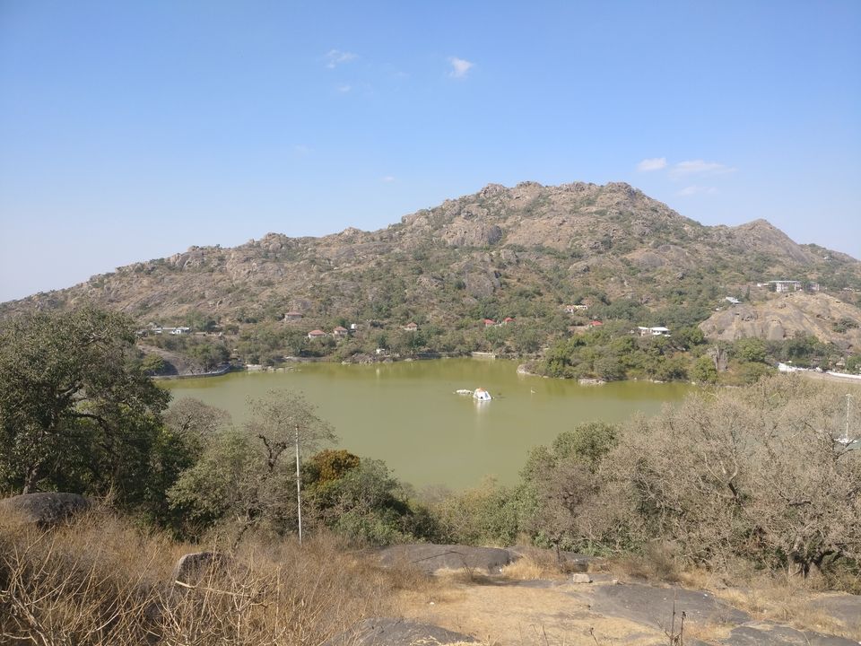 Photo of Sing a song of happiness at beautiful hill station of Rangeelo Rajasthan. by Jimish Parekh