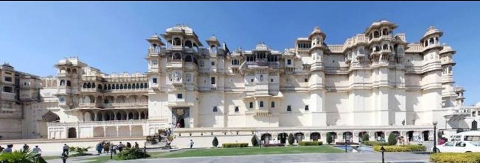Photo of City Palace, Udaipur, Rajasthan, India by Priya Parashar