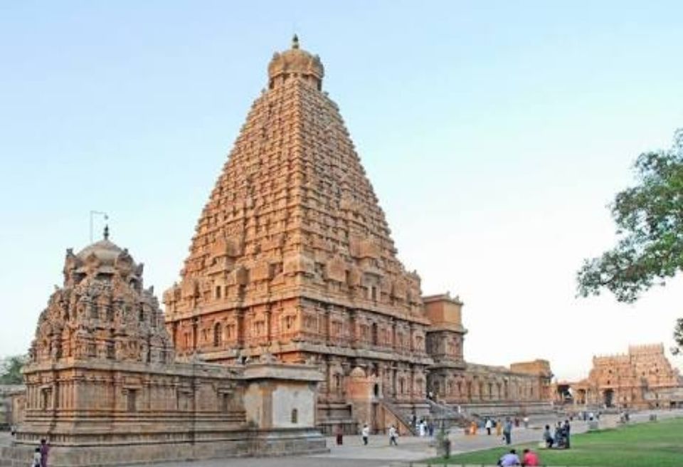 Photo of Brihadeeswara Temple, Membalam Road, Balaganapathy Nagar, Thanjavur, Tamil Nadu, India by Priya Parashar