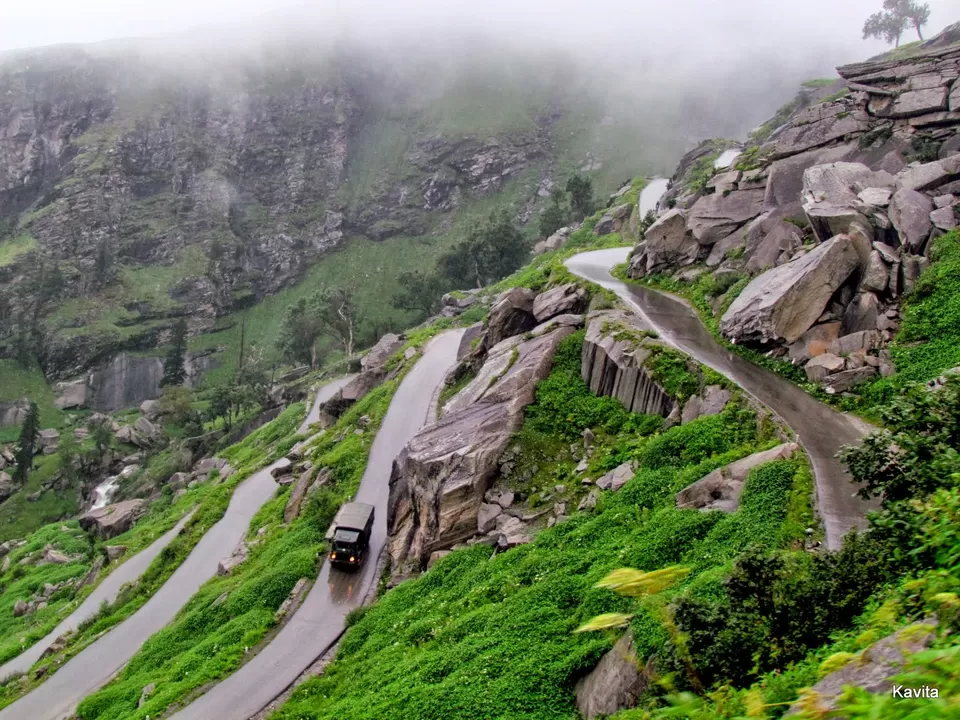 Photo of Rohtang Pass, Lahaul And Spiti, Himachal Pradesh, India by Badari Deshpande