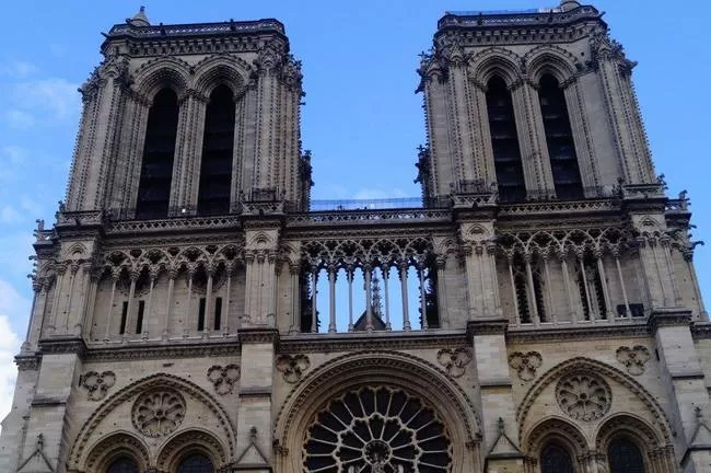 Photo of Cathédrale Notre-Dame de Paris, Parvis Notre-Dame - place Jean-Paul-II, Paris, France by Chaitali Satish Kulkarni