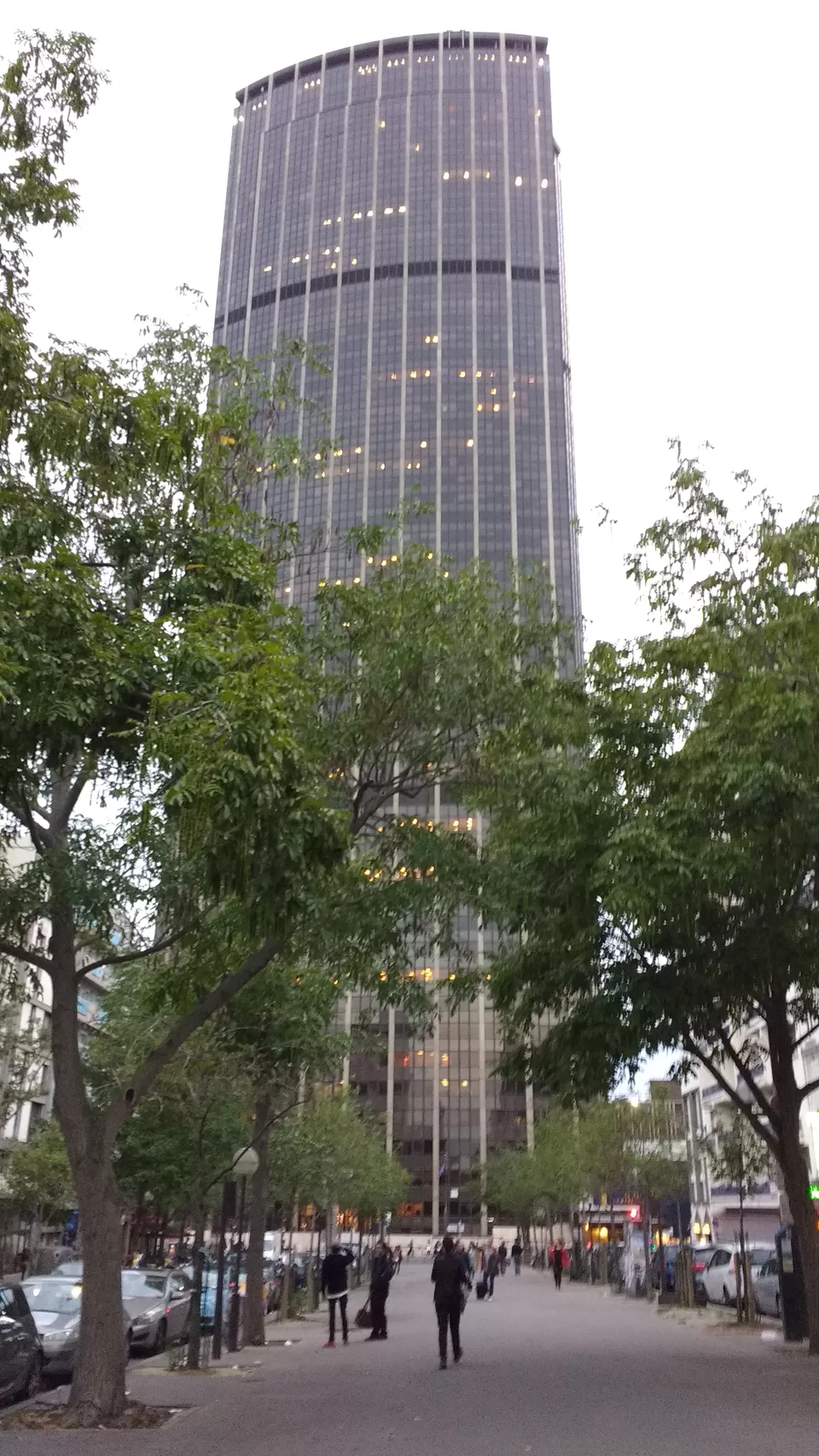 Photo of Montparnasse Tower, Avenue du Maine, Paris, France by Chaitali Satish Kulkarni
