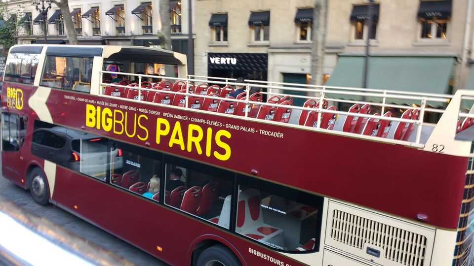 Photo of Big Bus, Avenue de l'Opéra, Paris, France by Chaitali Satish Kulkarni