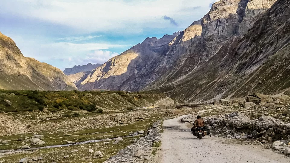 Photo of Chhatru, Himachal Pradesh, India by thetranshimalayan