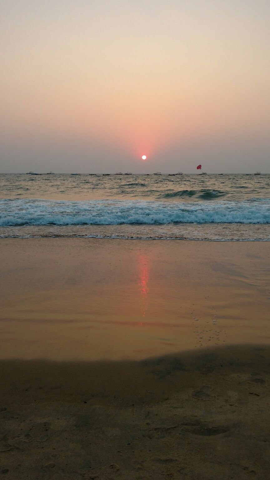 Photo of The Sunset, The Solitude and Me by netrashelar