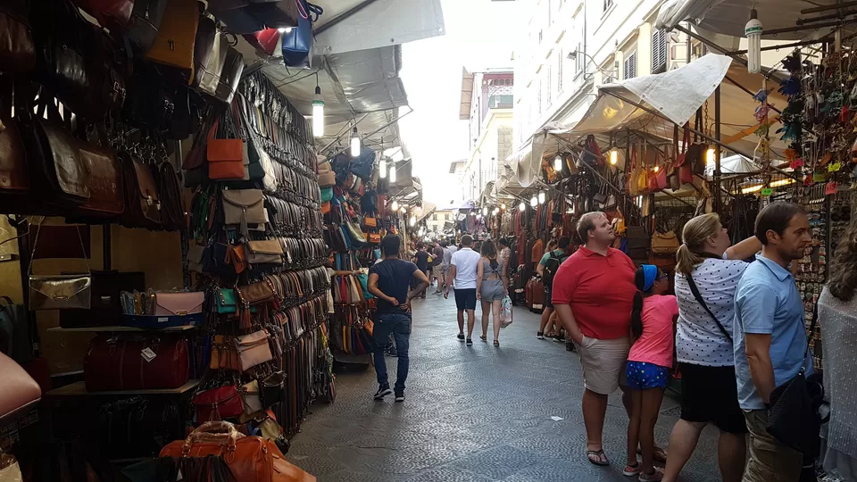 Photo of San Lorenzo market, San Lorenzo de El Escorial, Spain by Makarand Bidikar