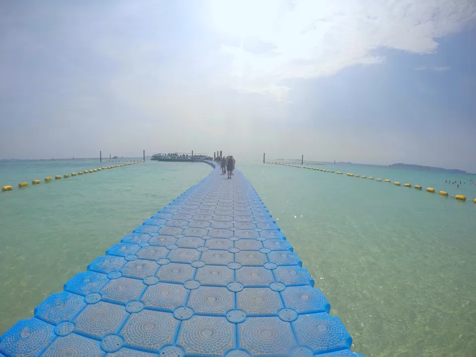 Photo of Ko Lan Na Kluea Chon Buri Thailand by Kapil Kumar