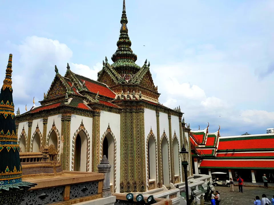 Photo of The Grand Palace, Grand Palace Phra Borom Maha Ratchawang, Phra Nakhon, Bangkok, Thailand by Kapil Kumar