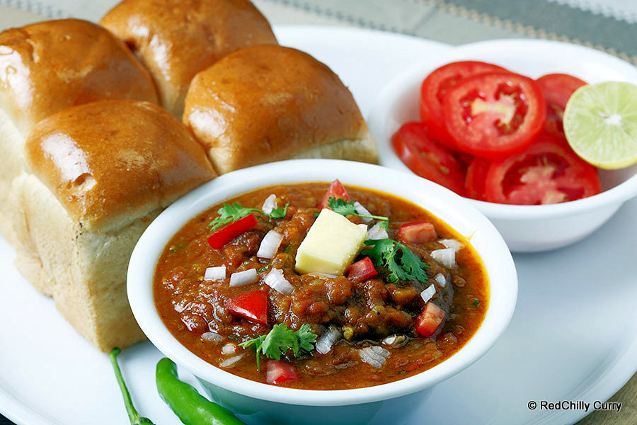 Photo of Dig Into Mumbai’s Eclectic Street Food 2/5 by Trisha Krishnan