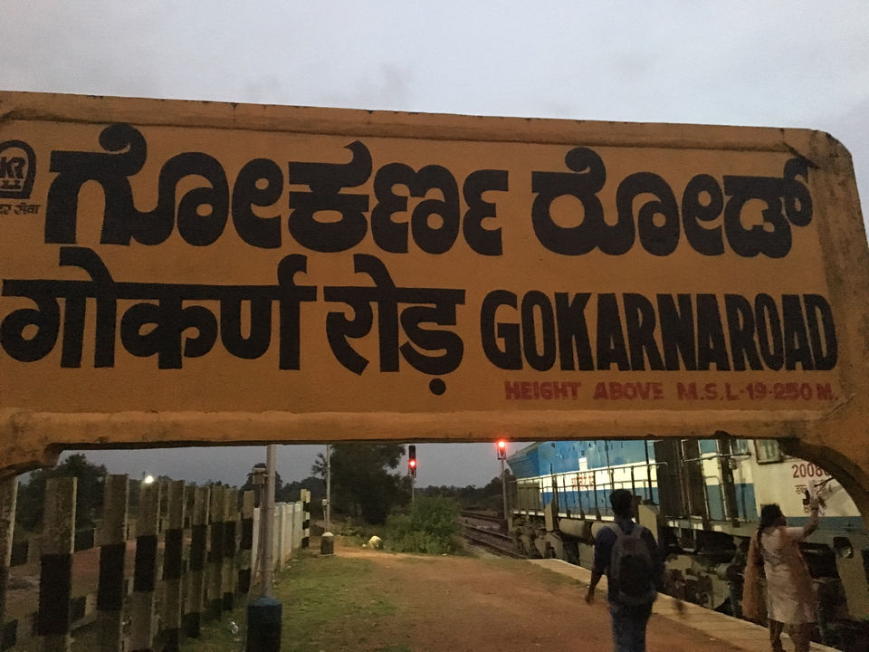 Photo of Gokarna Road Halt, Devigadde, Karnataka, India by Ajitesh Singaria (The GlobeTrotters Numinous)