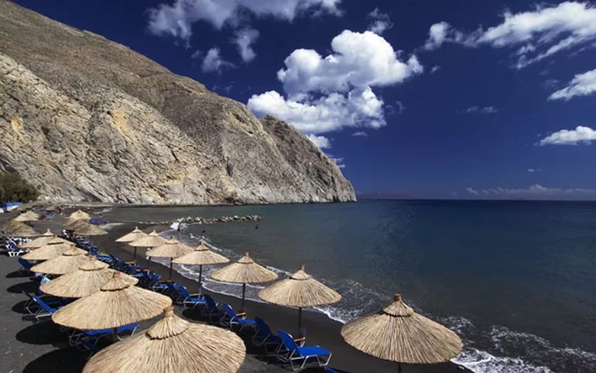 Photo of Santorini, Thira, Greece by Drishti Naik