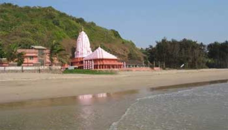 Photo of Ganapatipule.. a petite beach town by Snehal