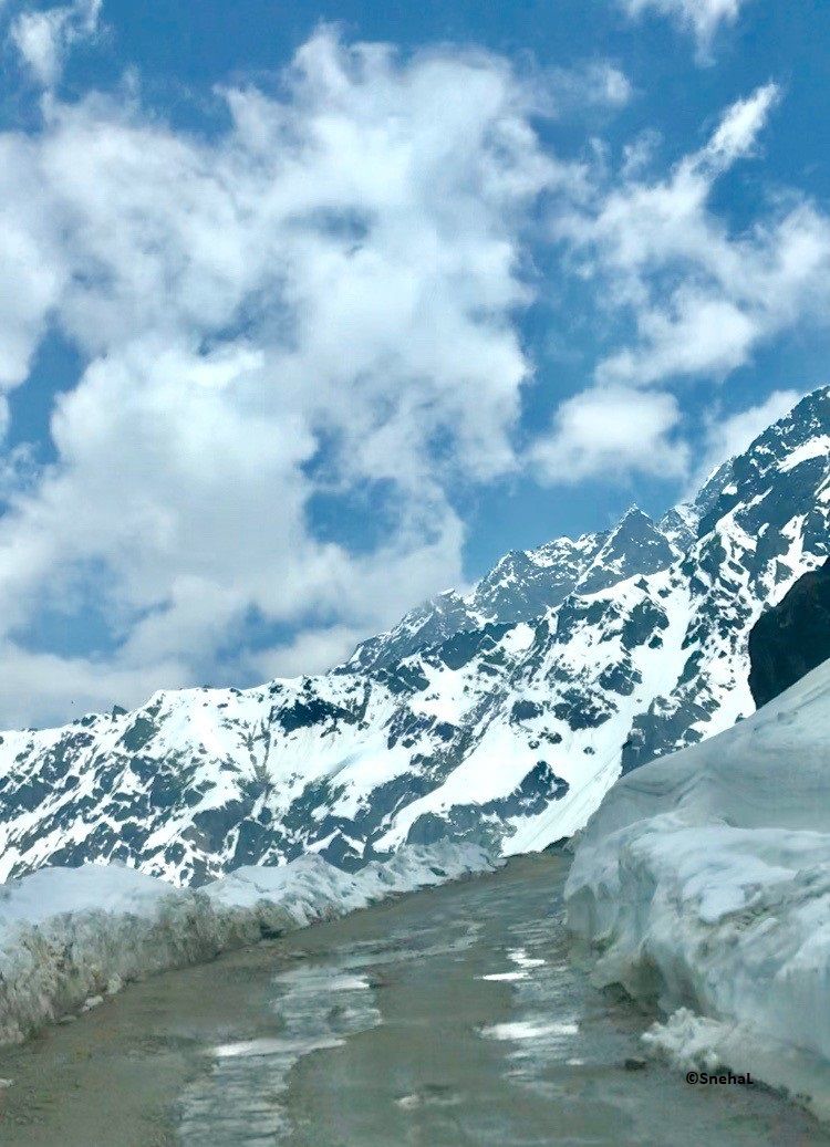 Photo of A magical journey to Gurudongmar lake #NorthSikkim 18/22 by Snehal
