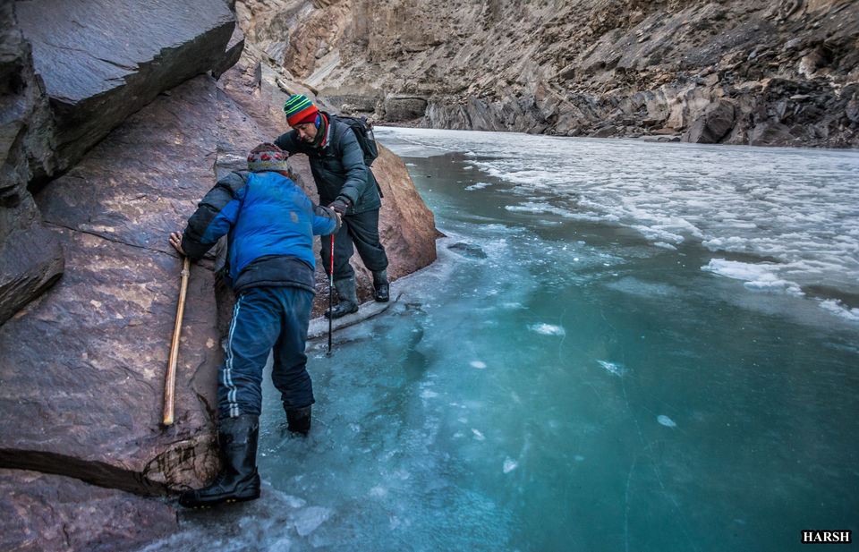 Photo of Chadar Trek, Leh - Some Photography Related Suggestions 4/5 by Harsh Chaudhary