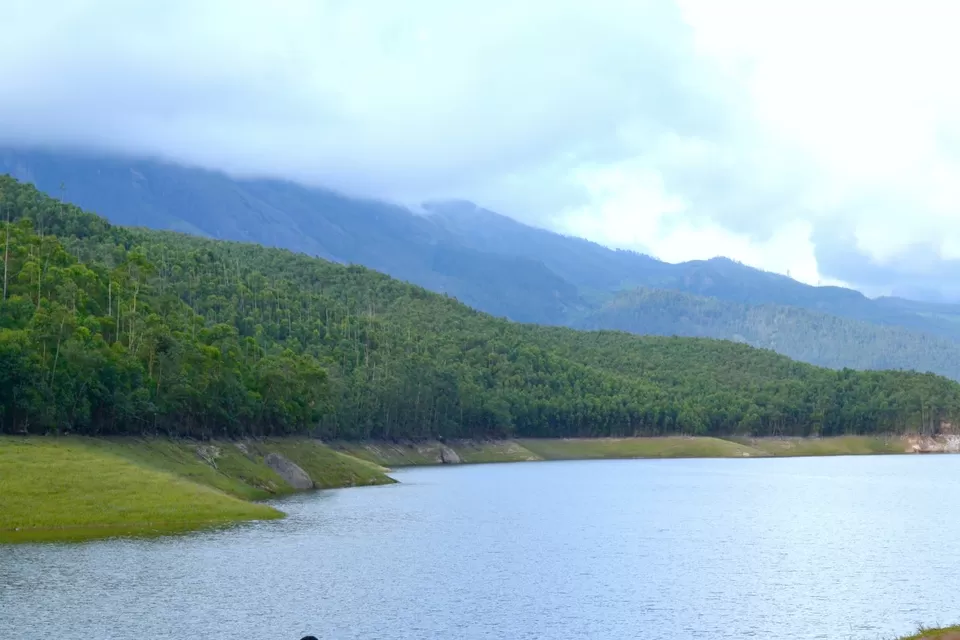 Photo of Echo Point, Mattupatti Dam to Top Station Road, Kannan Devan Hills, Kerala, India by TravelerInMe