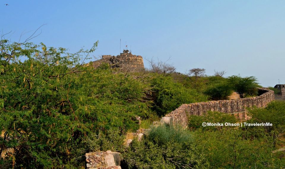 Photo of Crumbling heritage : Bundi's Taragarh Fort by TravelerInMe