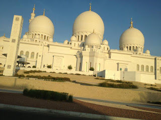 Photo of Abu Dhabi - United Arab Emirates by Saurabh Nandwani