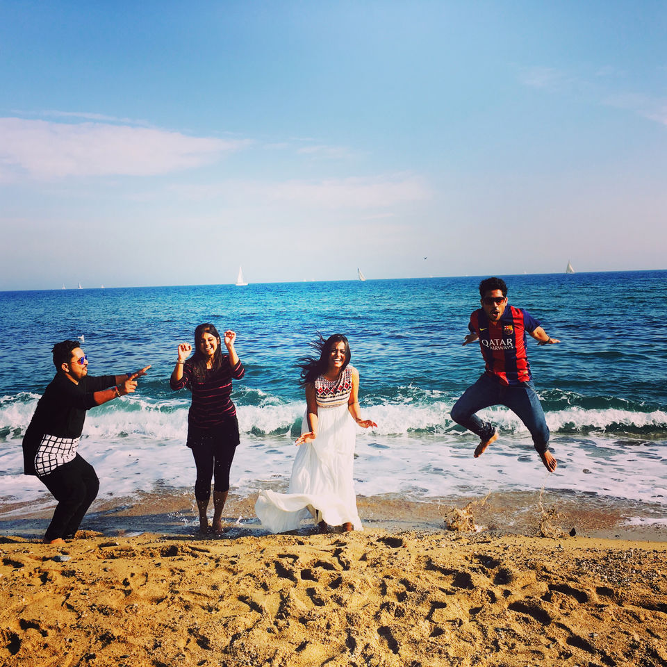Photo of No Where To Go , But Everywhere To Be ! by Priyanka Jain