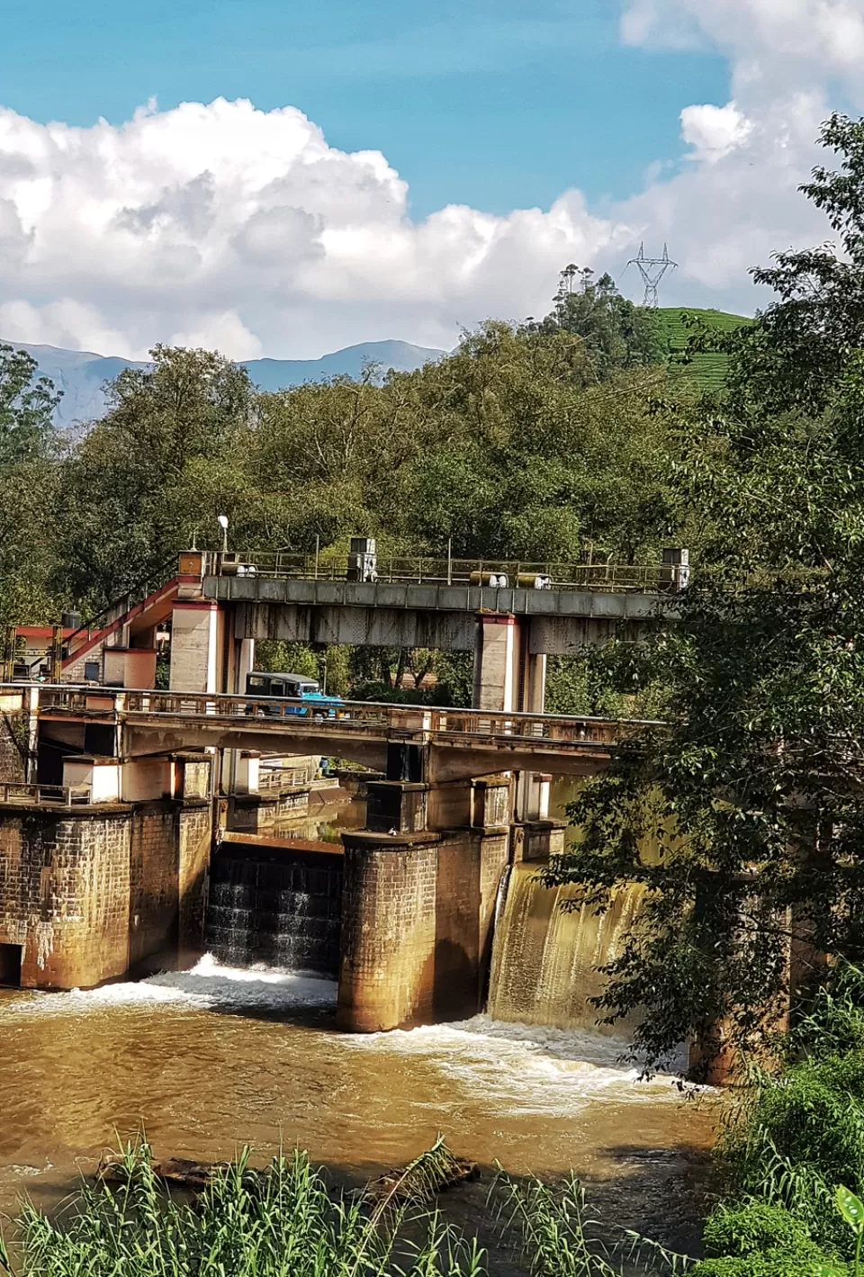 Photo of Munnar Headworks Dam, Moolakadai, Munnar, Kerala, India by Tushar Gupta