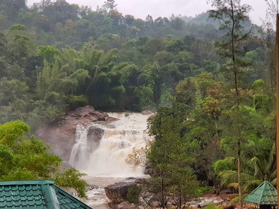 Photo of Ripple Waterfalls, Ellackal, Kerala, India by Tushar Gupta