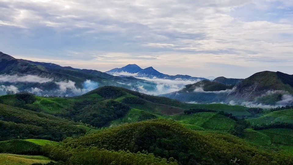 Photo of Eravikulam National Park, Kerala, India by Tushar Gupta