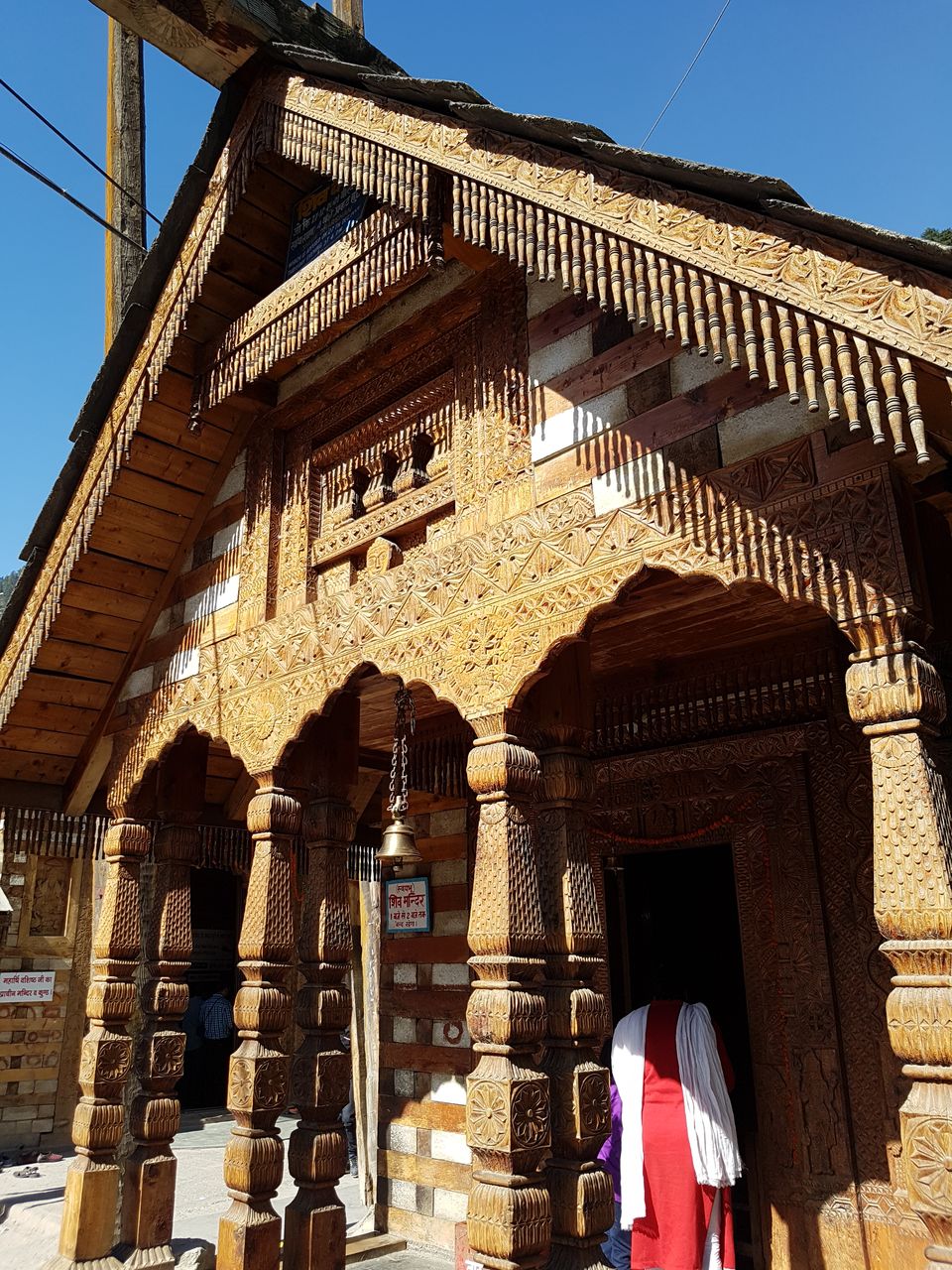 Photo of Vashishtha Temple, Vashist, Himachal Pradesh, India by Tushar Gupta