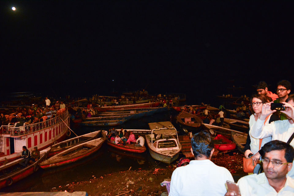 Photo of Ganga Aarti @Varanasi Ghat on the eve of holi: Picturesque by NIKHIL JAIN