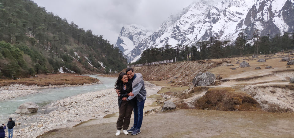 Photo of Zero Point Yumthang Valley, Sikkim, India by Priyanka & Sagar