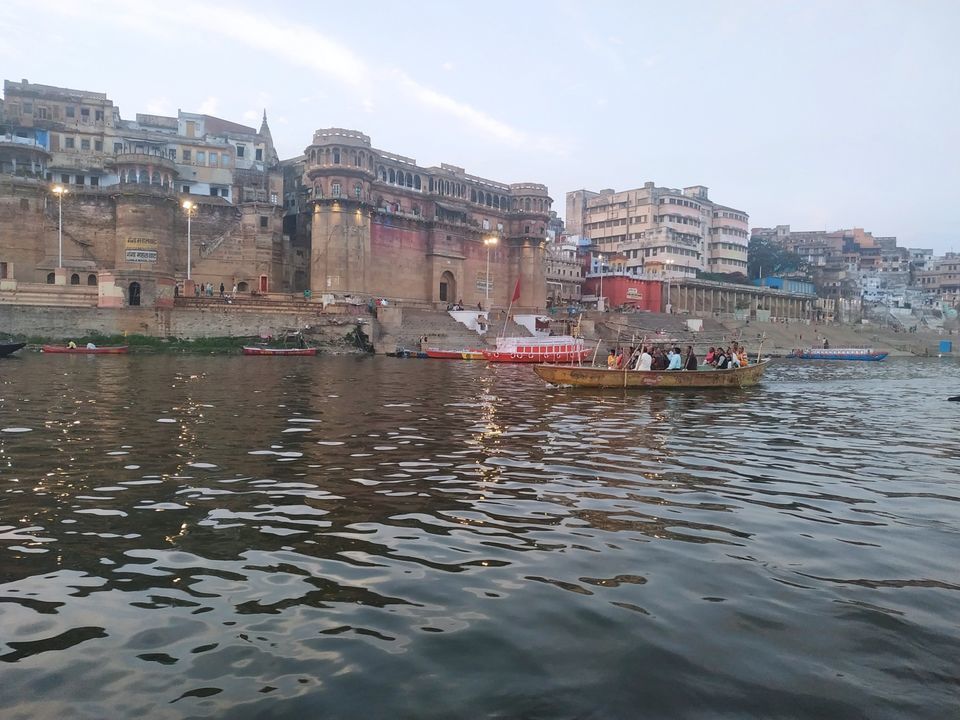 Photo of Every ghat has it's story : शाम-ए-बनारस by Aanjikya Shukla