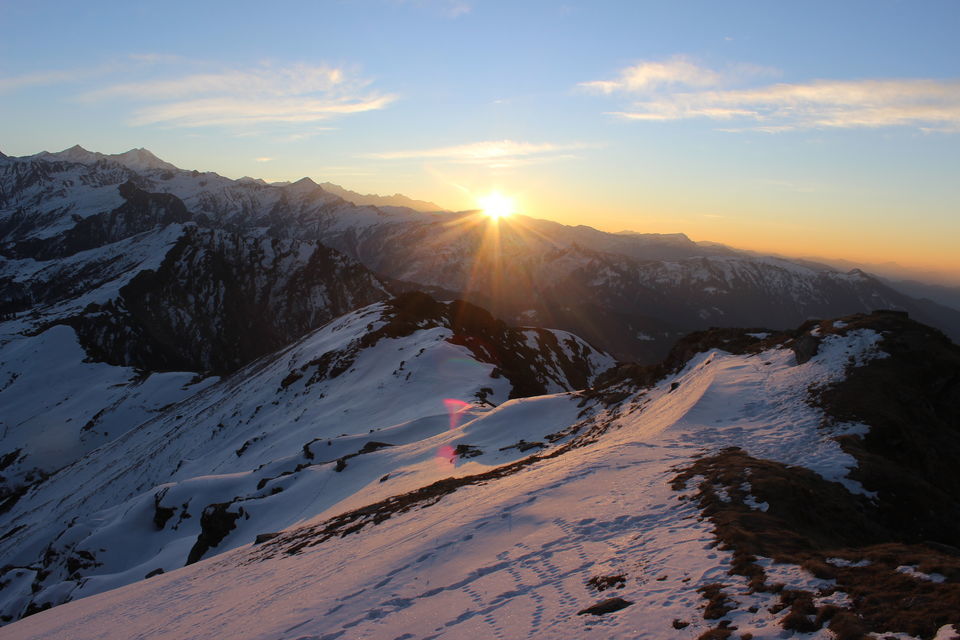 Photo of KedarKantha - A complete guide to a Paradise by Sayak Das