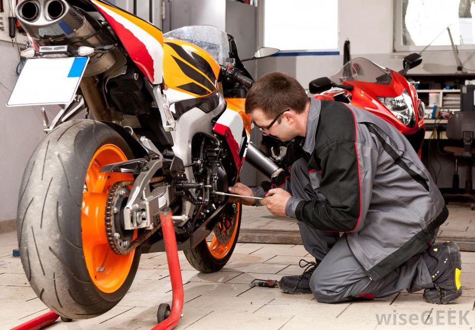 Photo of Top 11 Motorcycle Safety Tips 1/11 by Shubra Acharya