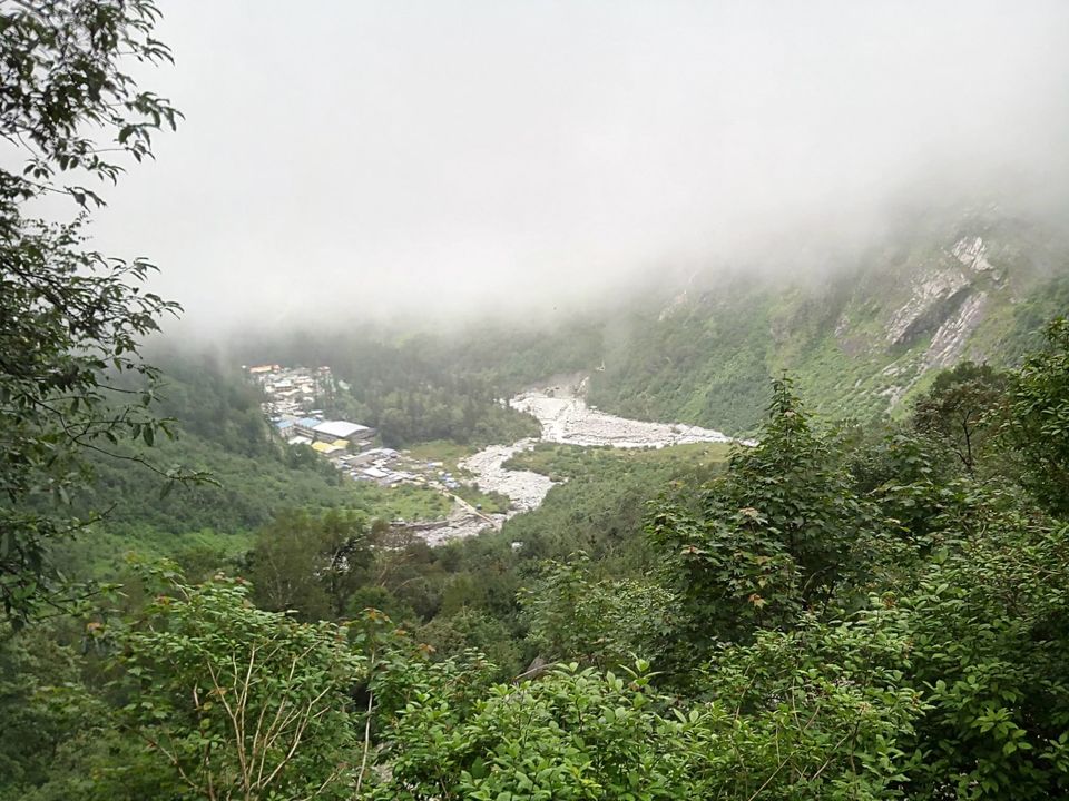 Photo of Valley of Flowers : World's Garden & Hemkund (Uttarakand, INDIA) 26/40 by SHIMOJ