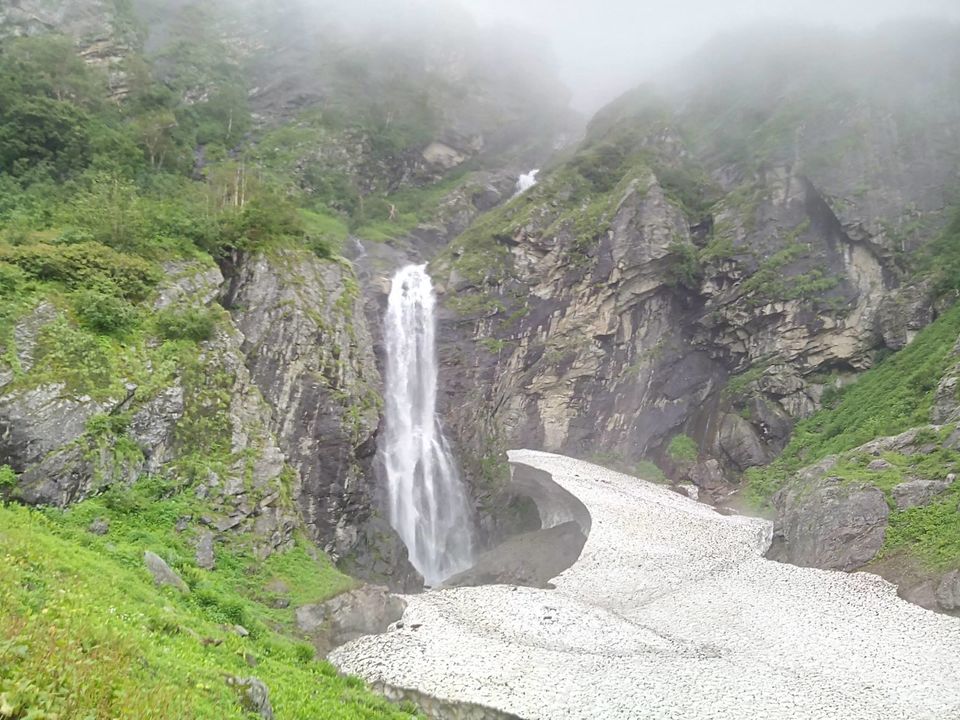 Photo of Valley of Flowers : World's Garden & Hemkund (Uttarakand, INDIA) 25/40 by SHIMOJ