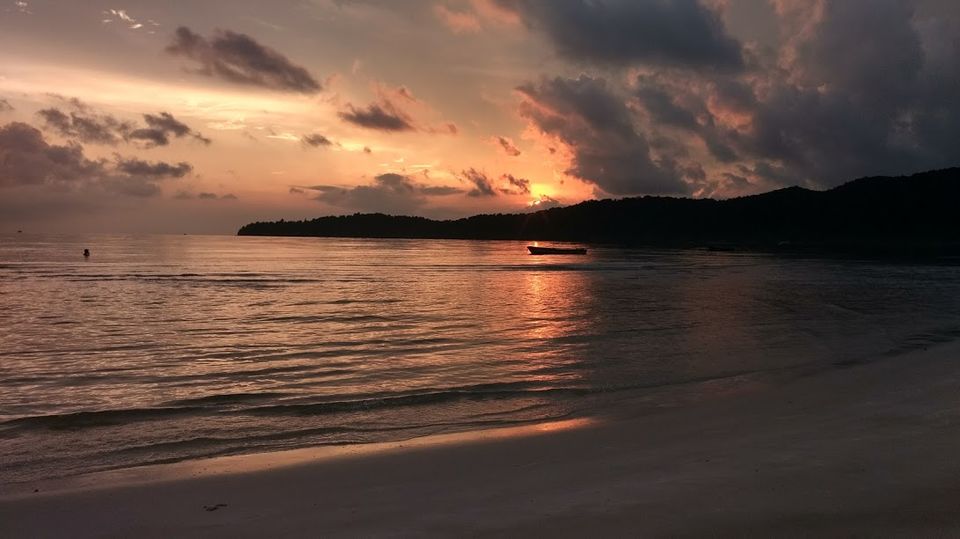 Photo of Koh Rong Sanloem, Krong Preah Sihanouk, Sihanoukville, Cambodia by Mimansa Popat