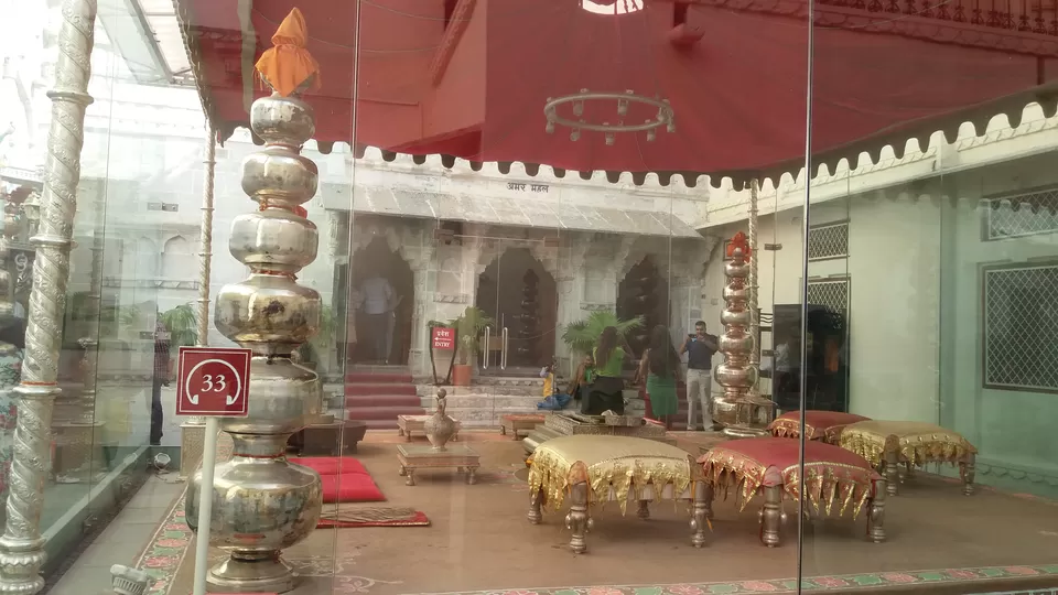 Photo of City Palace, Udaipur, Rajasthan, India by Sameer Wadhwani