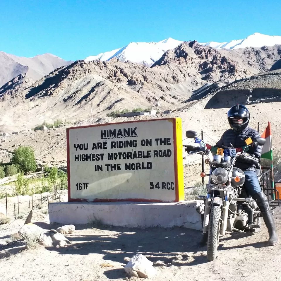 Photo of Khardung La by Sameer Wadhwani