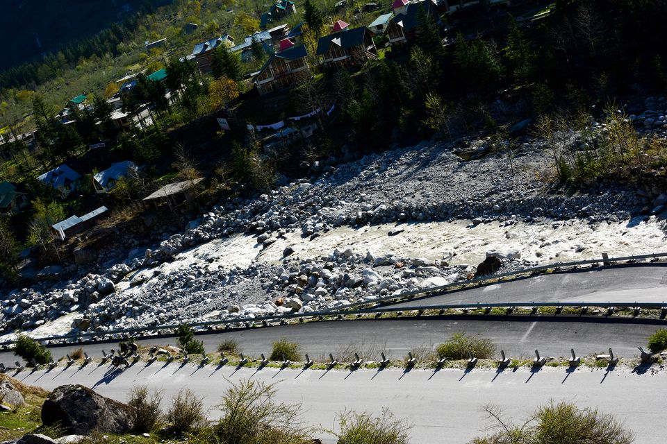 Photo of Solang Valley, Burwa, Himachal Pradesh, India by Sameer Wadhwani
