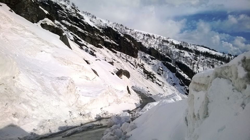 Photo of Live Young, Drive Free : Escape to Himachal and Rishikesh by Sameer Wadhwani