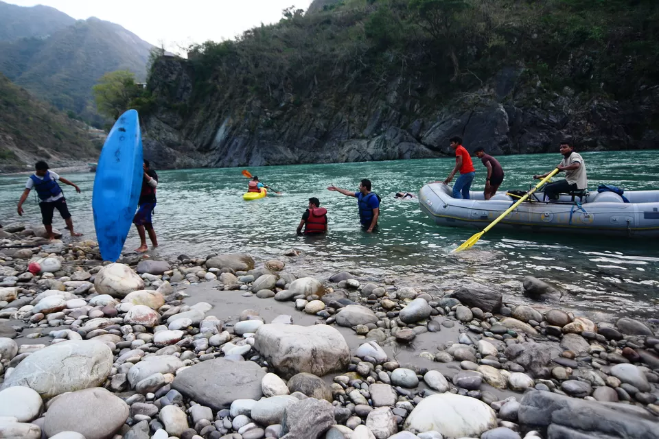 Photo of Live Young, Drive Free : Escape to Himachal and Rishikesh by Sameer Wadhwani