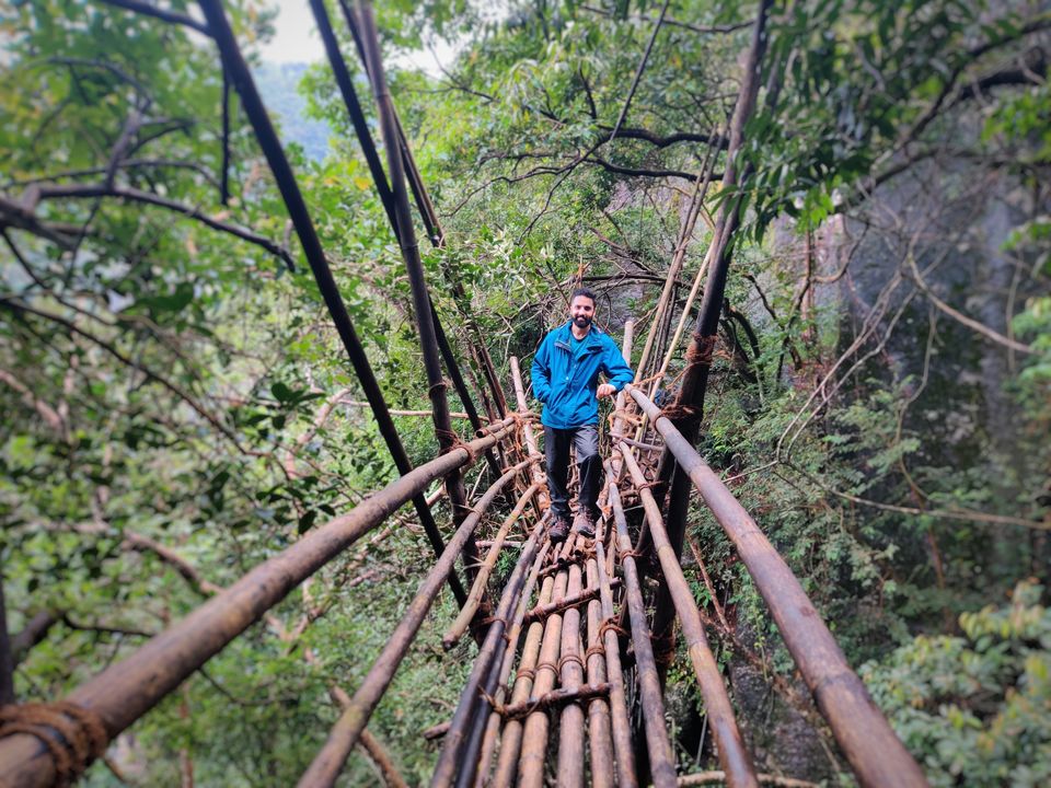 Photo of MAWRYNGKHANG - The SCARIEST trek of Meghalaya needs 'Nerves of Steel' to scale 'Bridge of Bamboos'! 12/20 by Sameer Wadhwani