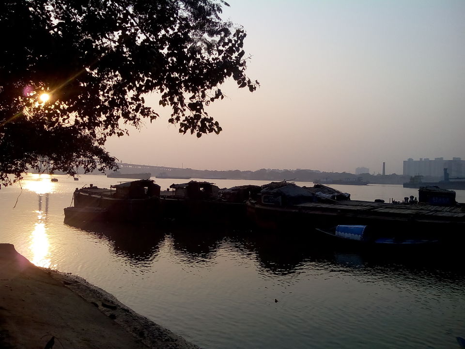 Photo of Known City Unknown Alleys- a day trip through the Ghats of Kolkata 1/2 by Dedipya Basak
