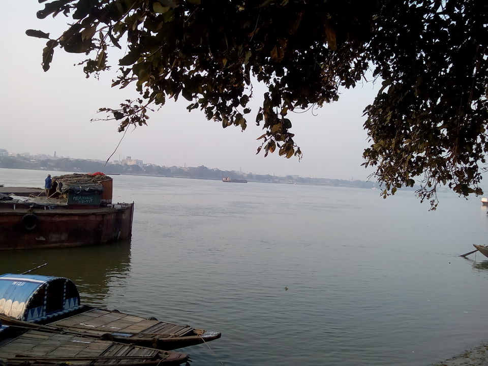 Photo of Nimtala Ghat, Strand Bank Road, Beniatola, Kolkata, West Bengal, India by Dedipya Basak