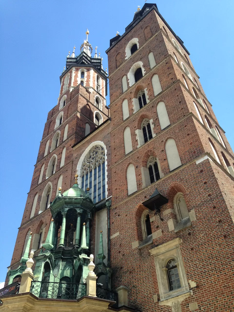 Photo of Kościół Mariacki, plac Mariacki, Kraków, Poland by Sharmistha Chaudhuri